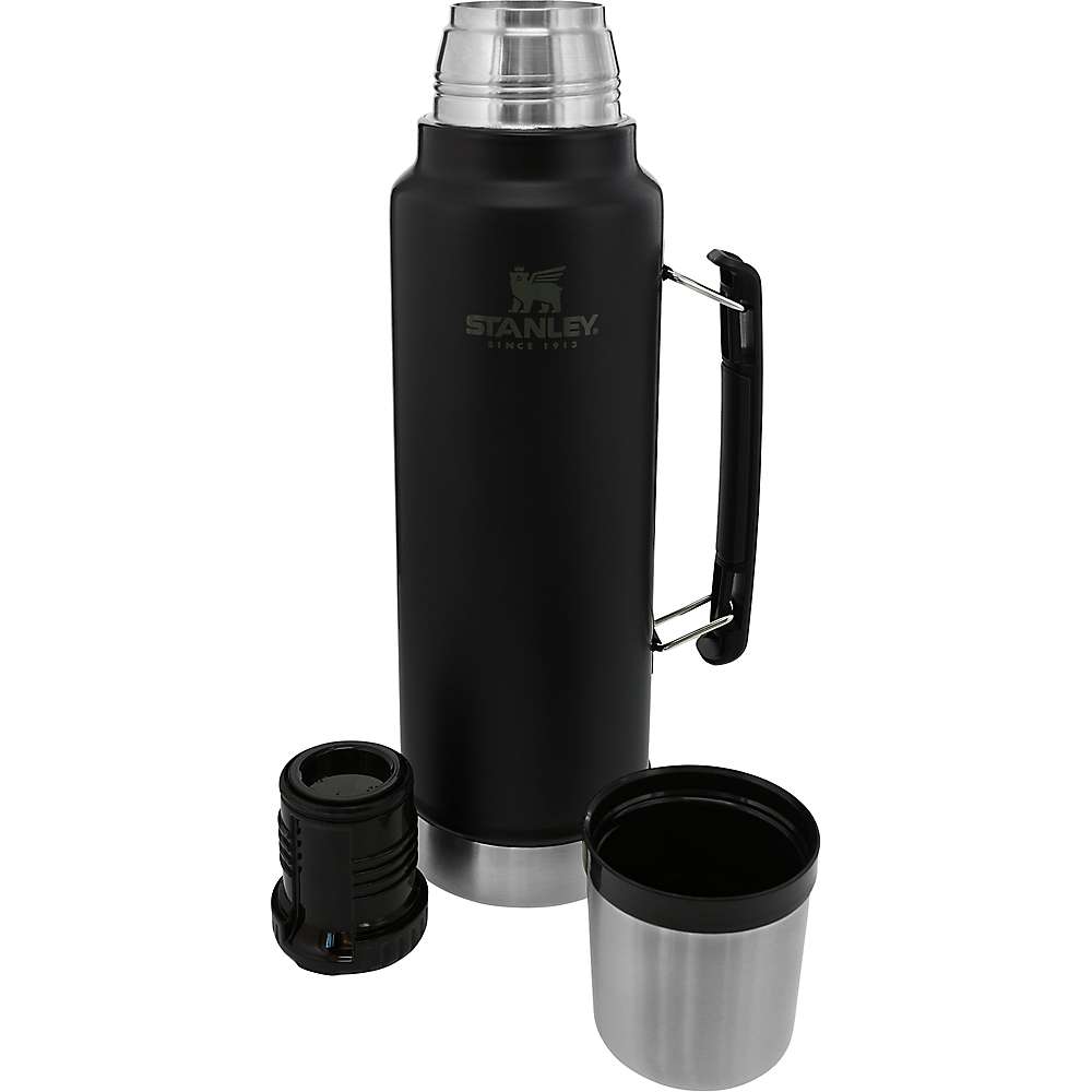 STANLEY  MASTER 1.3L Insulated Vacuum Bottle - Foundry Black